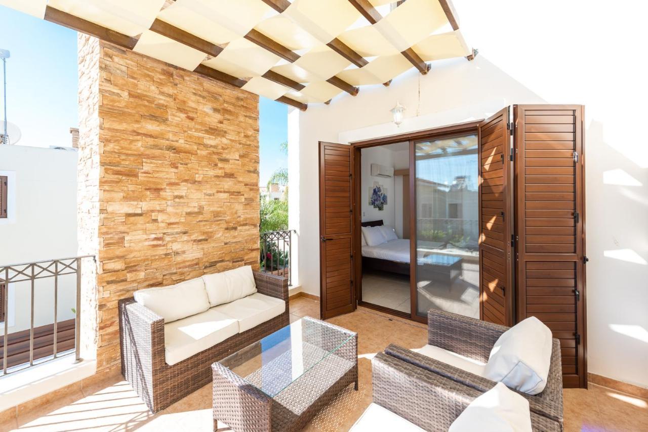 Villa Iris By Ezoria Villas Agia Napa Exterior foto